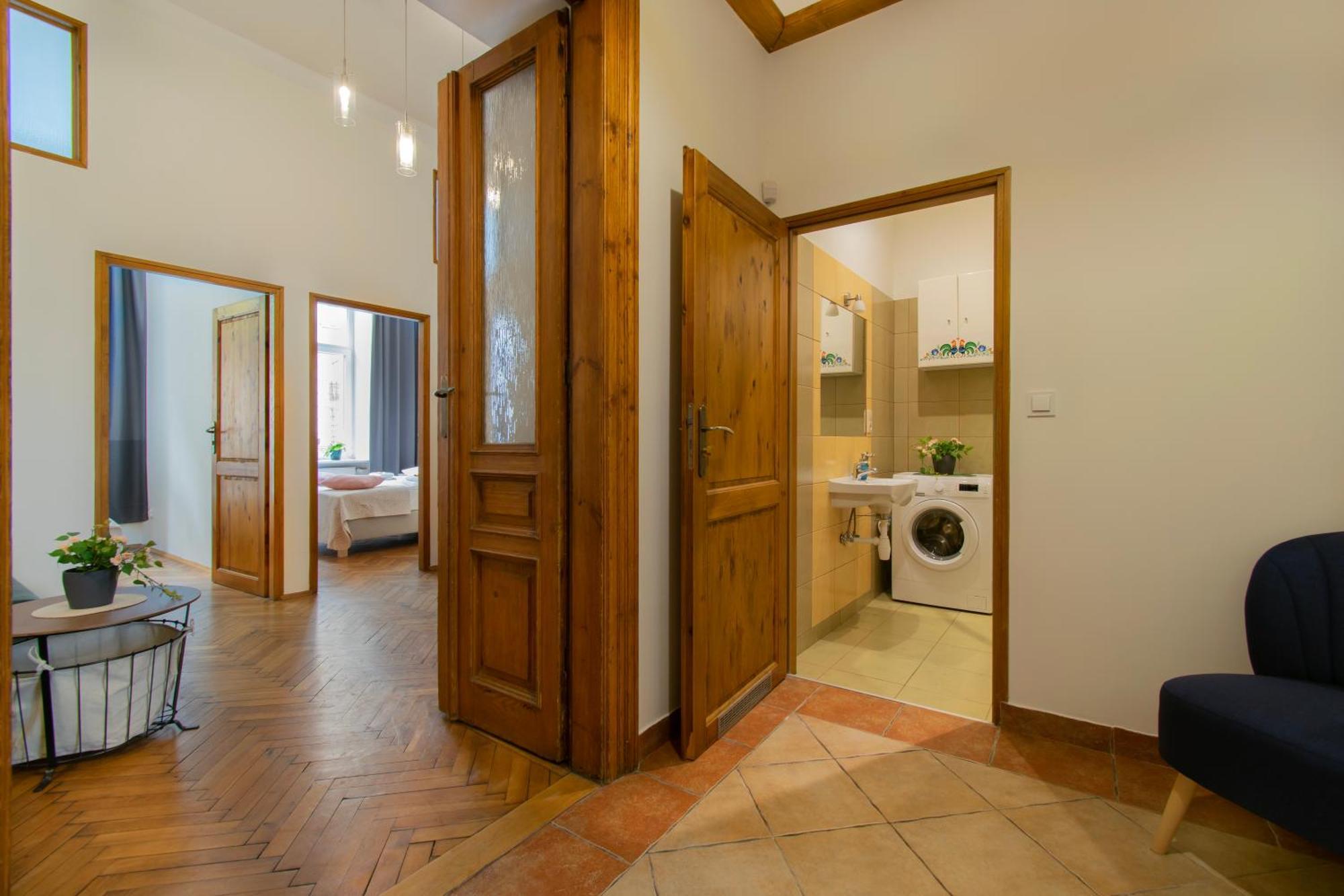 Ground Floor Family Apartment Krakow Bagian luar foto