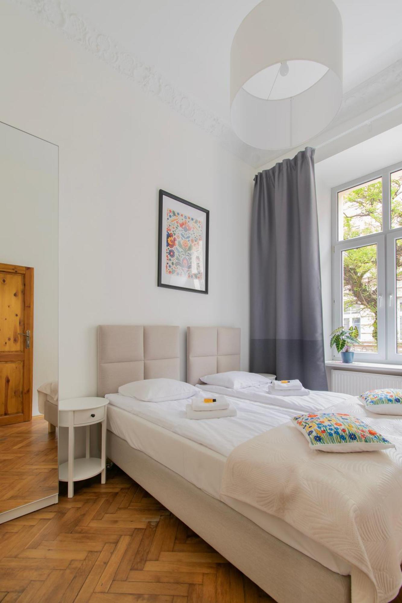 Ground Floor Family Apartment Krakow Bagian luar foto