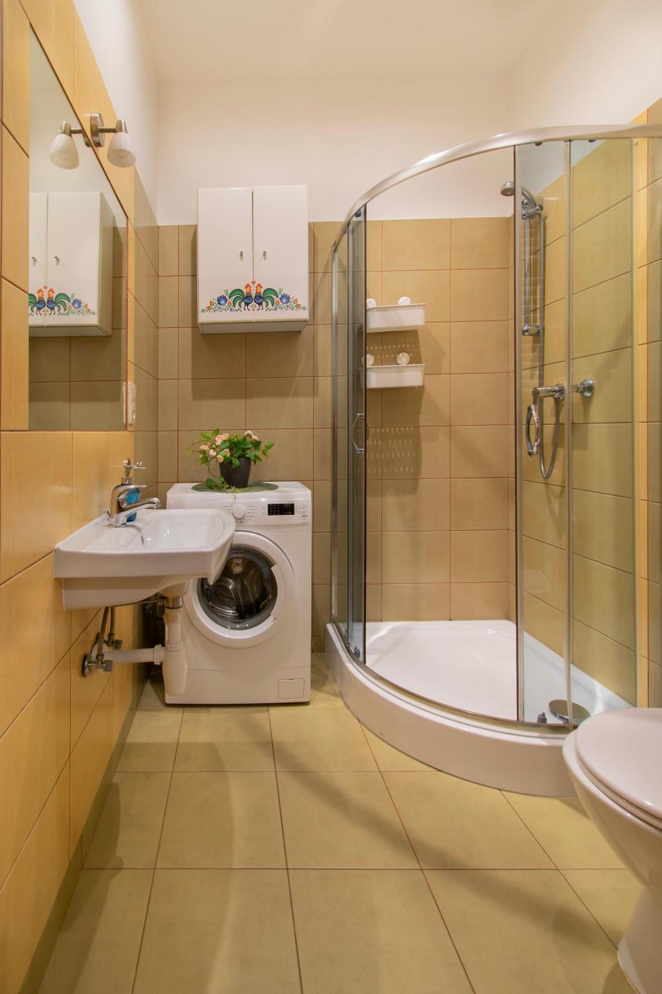 Ground Floor Family Apartment Krakow Bagian luar foto