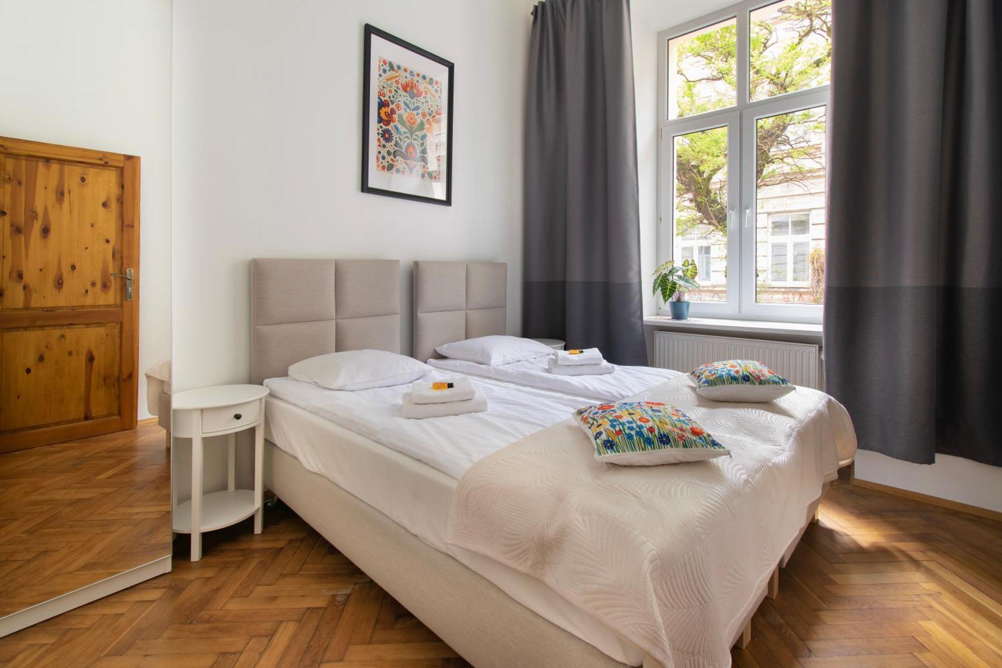 Ground Floor Family Apartment Krakow Bagian luar foto